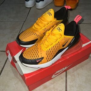 Nike air 270s  sz 6.5